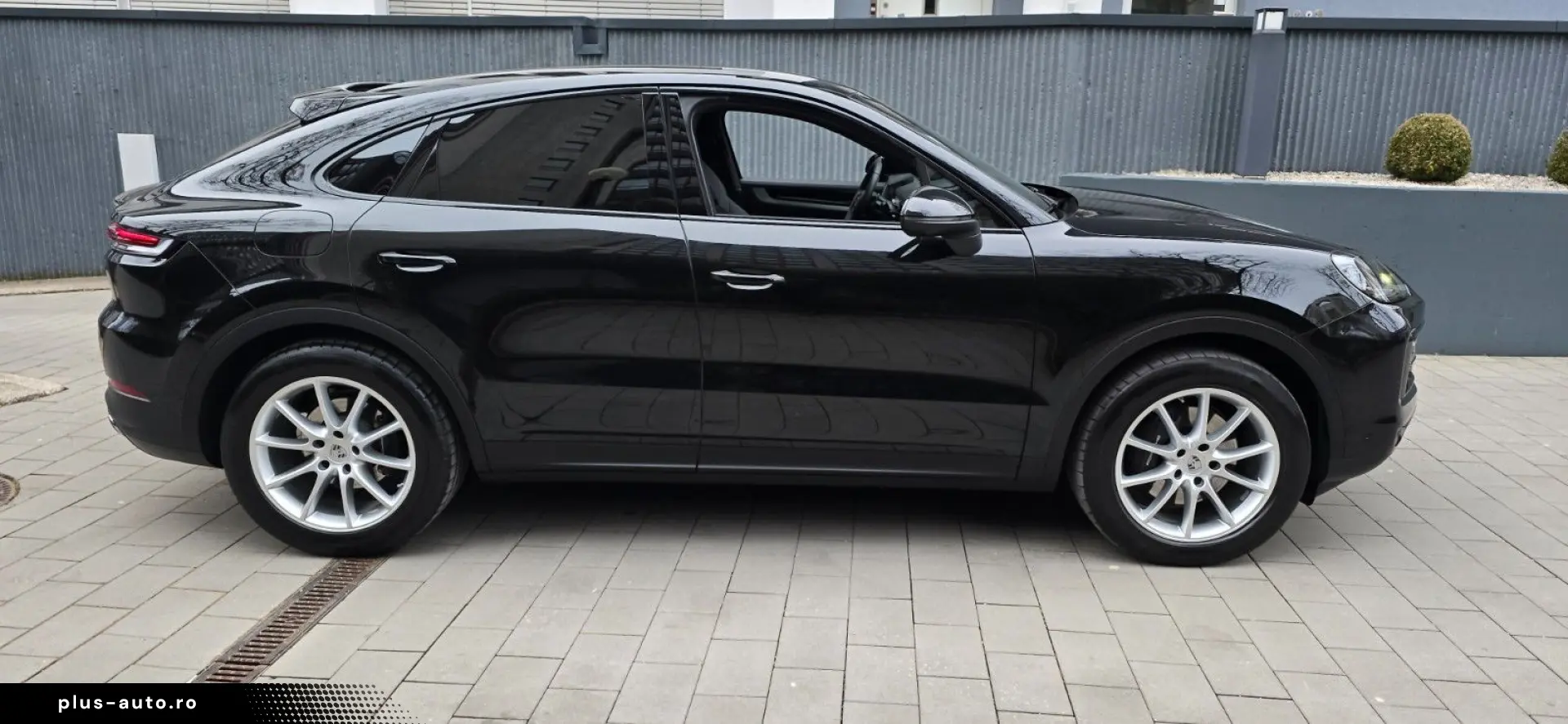 PORSCHE CayenneCoupe  Pano AHK HUD SpoSi18Wege 360Kamera