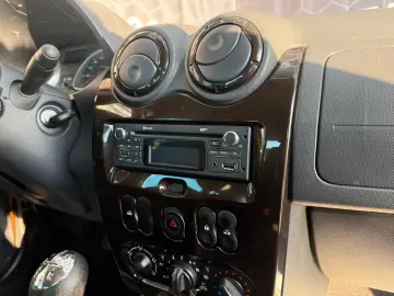 Dacia Duster 2012 Benzina