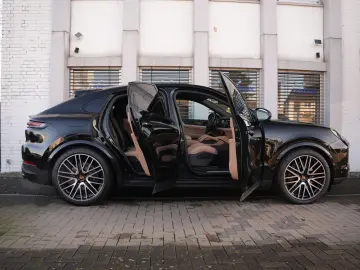 PORSCHE E-Hybrid Coupé ACC-PANO-BOSE-22TURBO-LEDER BEIGE