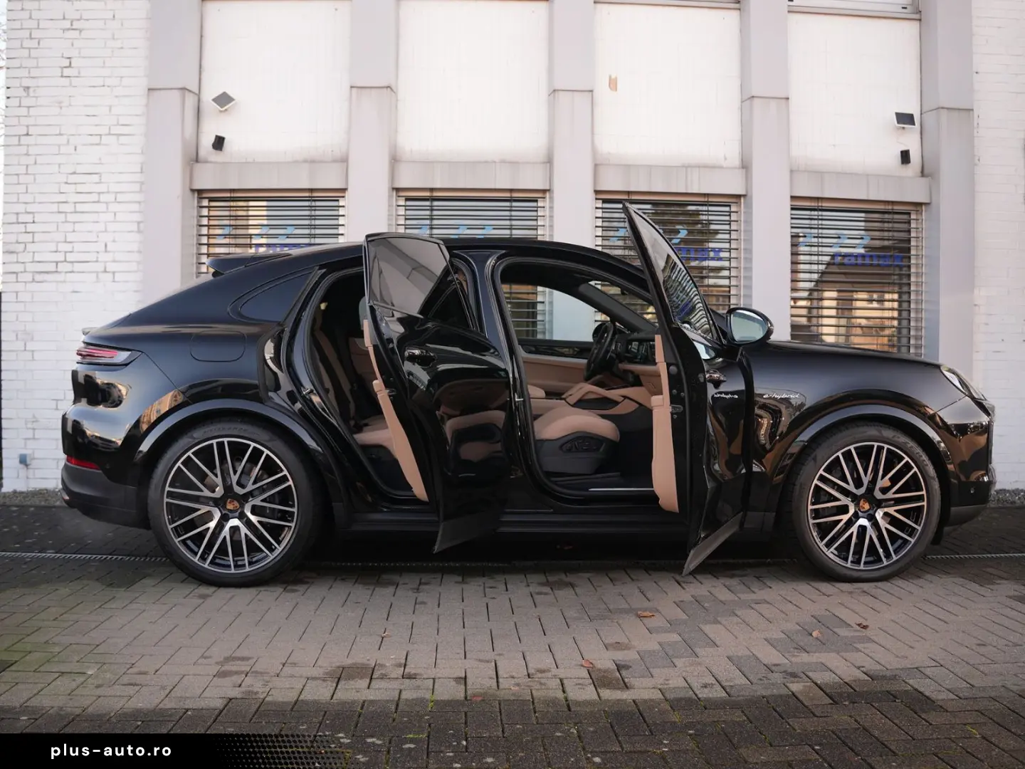 PORSCHE E-Hybrid Coupé ACC-PANO-BOSE-22TURBO-LEDER BEIGE