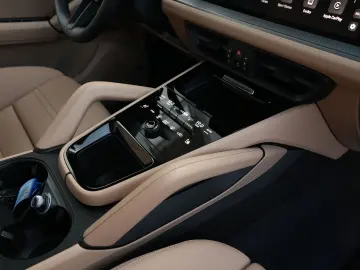 PORSCHE E-Hybrid Coupé ACC-PANO-BOSE-22TURBO-LEDER BEIGE