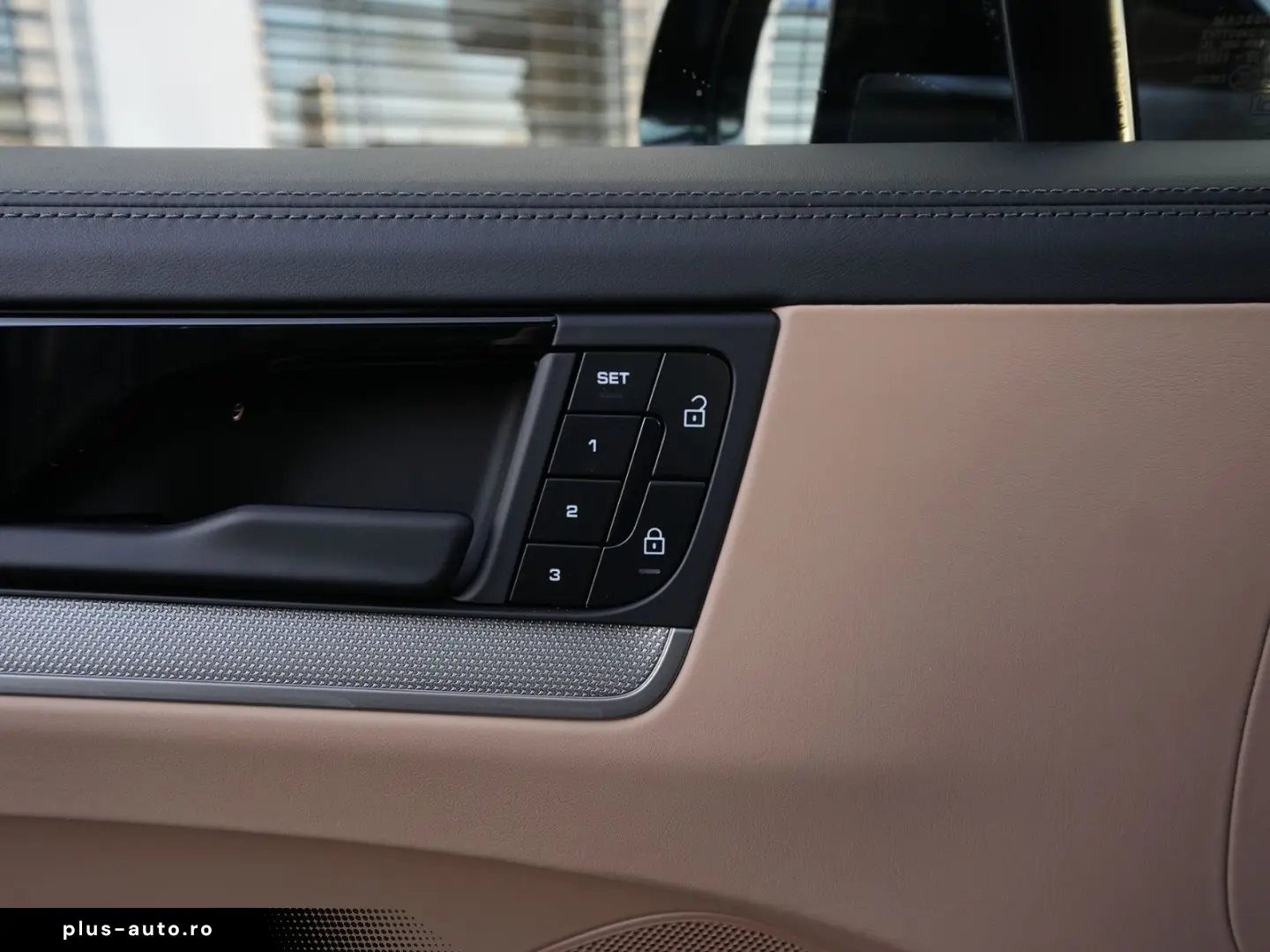 PORSCHE E-Hybrid Coupé ACC-PANO-BOSE-22TURBO-LEDER BEIGE