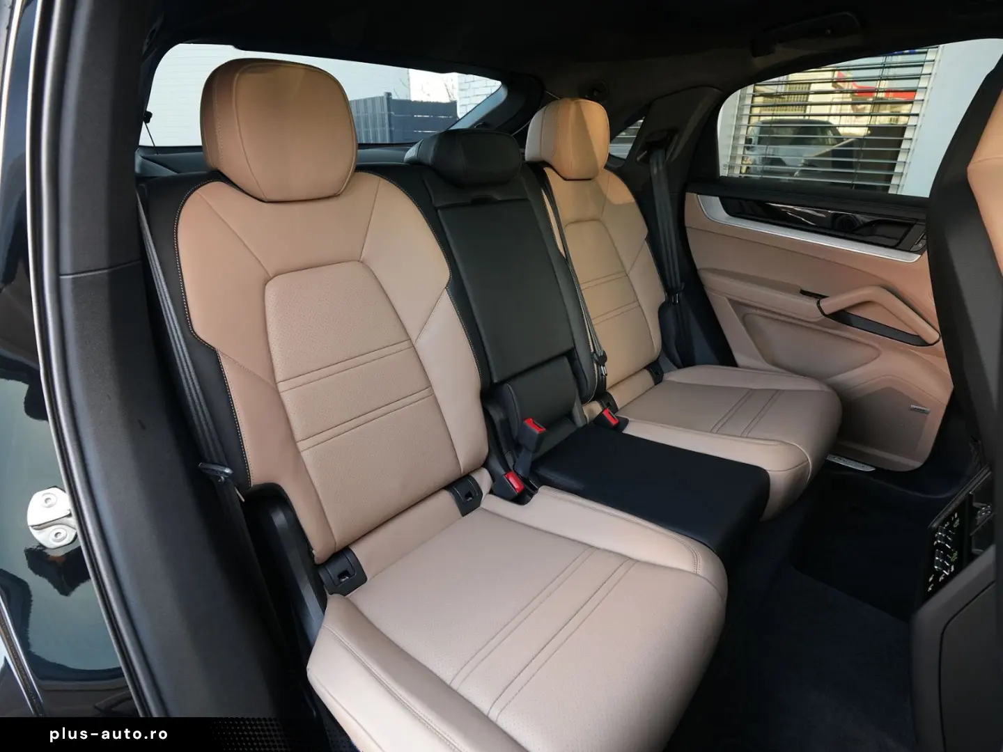 PORSCHE E-Hybrid Coupé ACC-PANO-BOSE-22TURBO-LEDER BEIGE