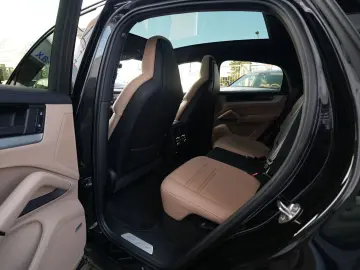 PORSCHE E-Hybrid Coupé ACC-PANO-BOSE-22TURBO-LEDER BEIGE