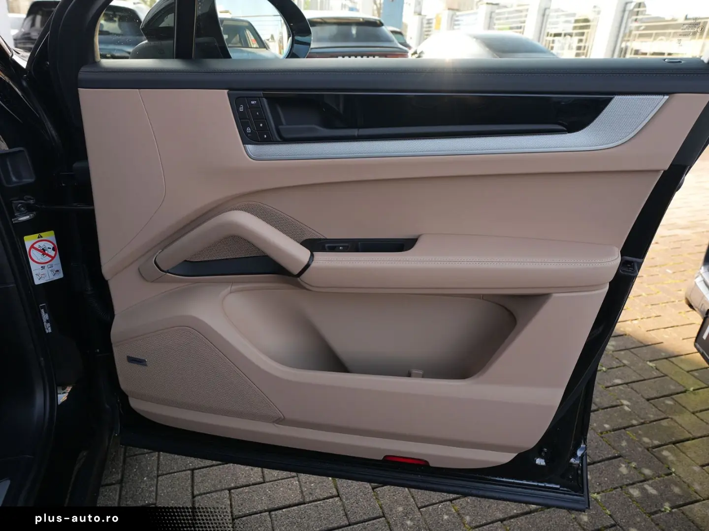 PORSCHE E-Hybrid Coupé ACC-PANO-BOSE-22TURBO-LEDER BEIGE