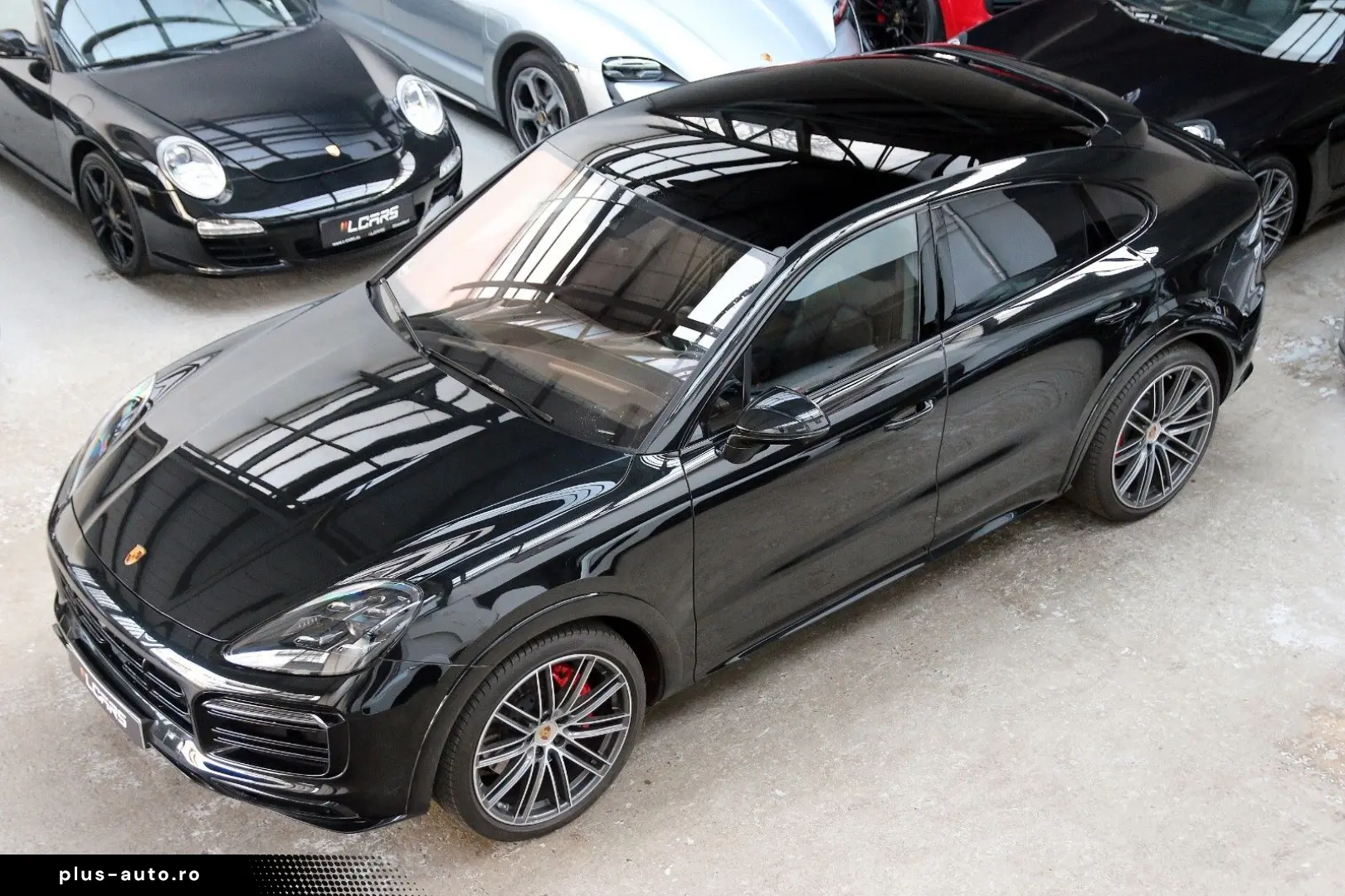 PORSCHE Cayenne Coupe GTS Clubleder InnoDrive 360  22