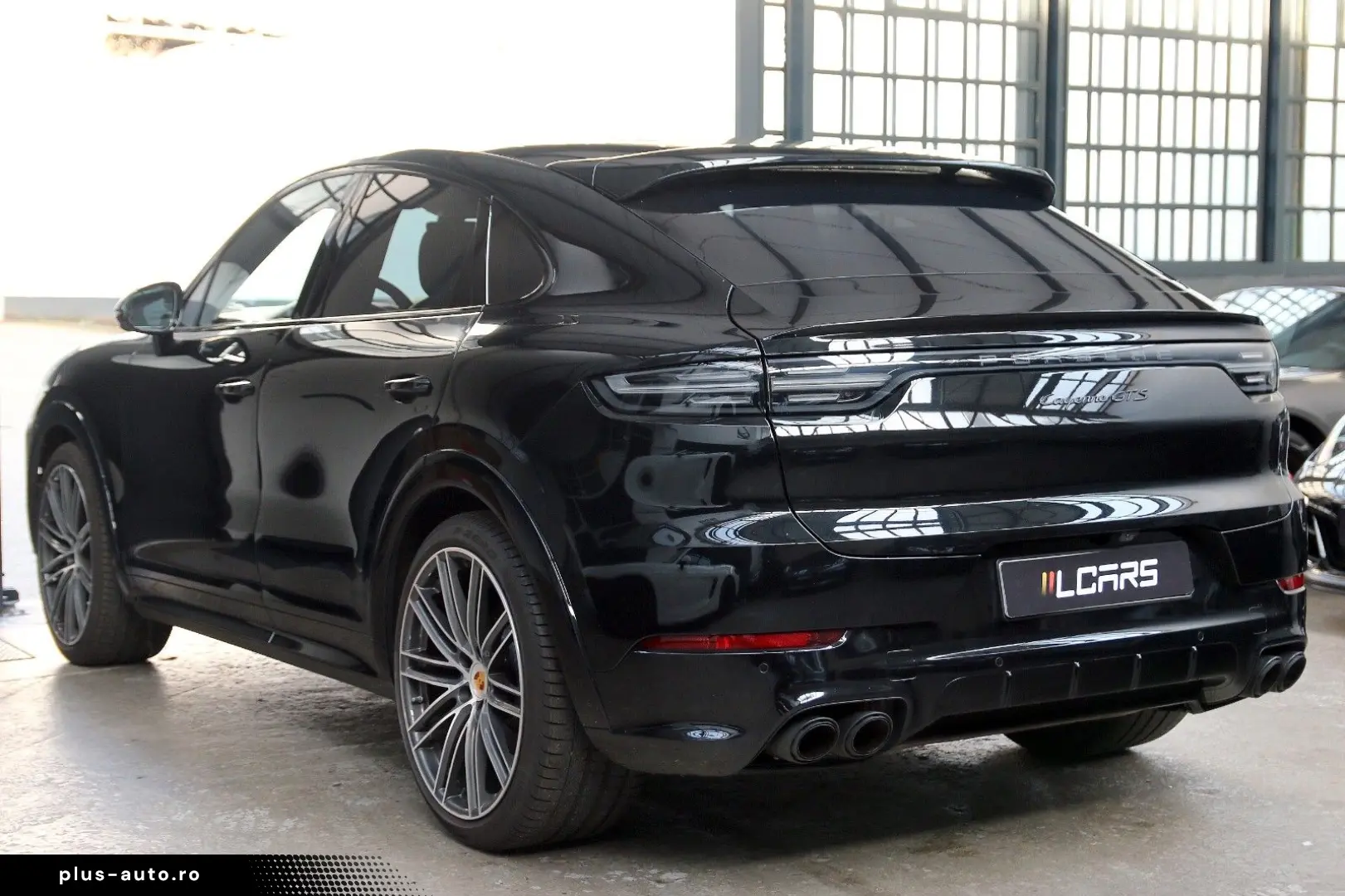 PORSCHE Cayenne Coupe GTS Clubleder InnoDrive 360  22