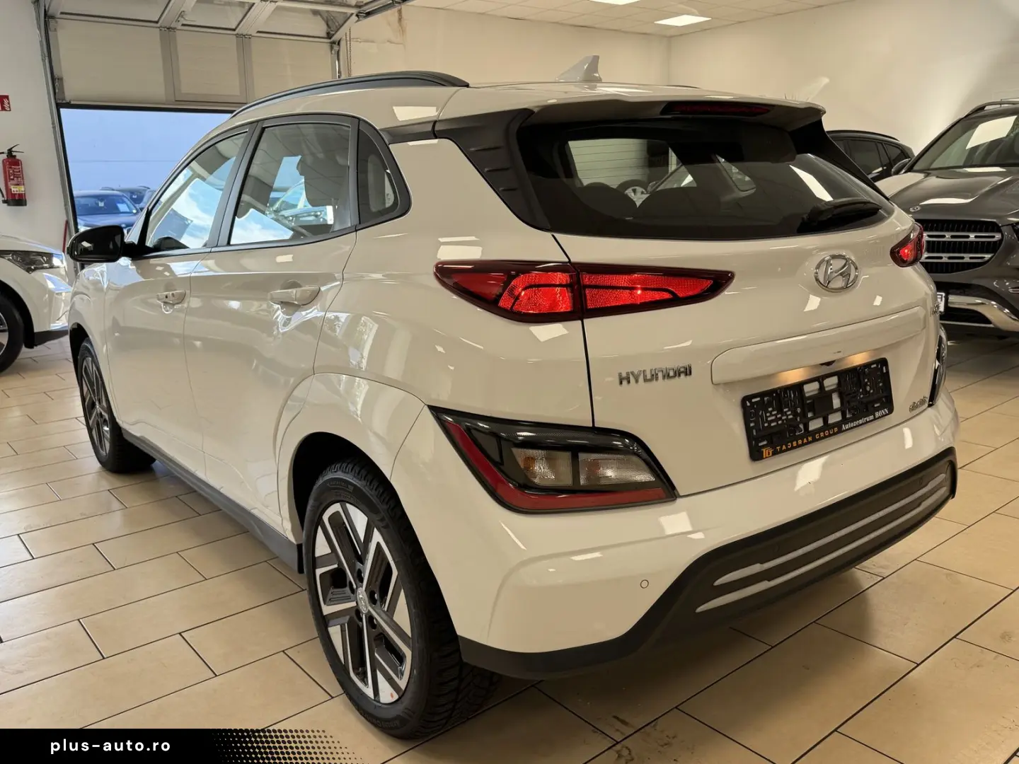 HYUNDAI Kona Select 2WD ACC CarPlay Cam WinterP. SOH100%