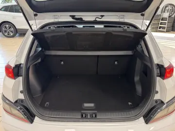 HYUNDAI Kona Select 2WD ACC CarPlay Cam WinterP. SOH100%