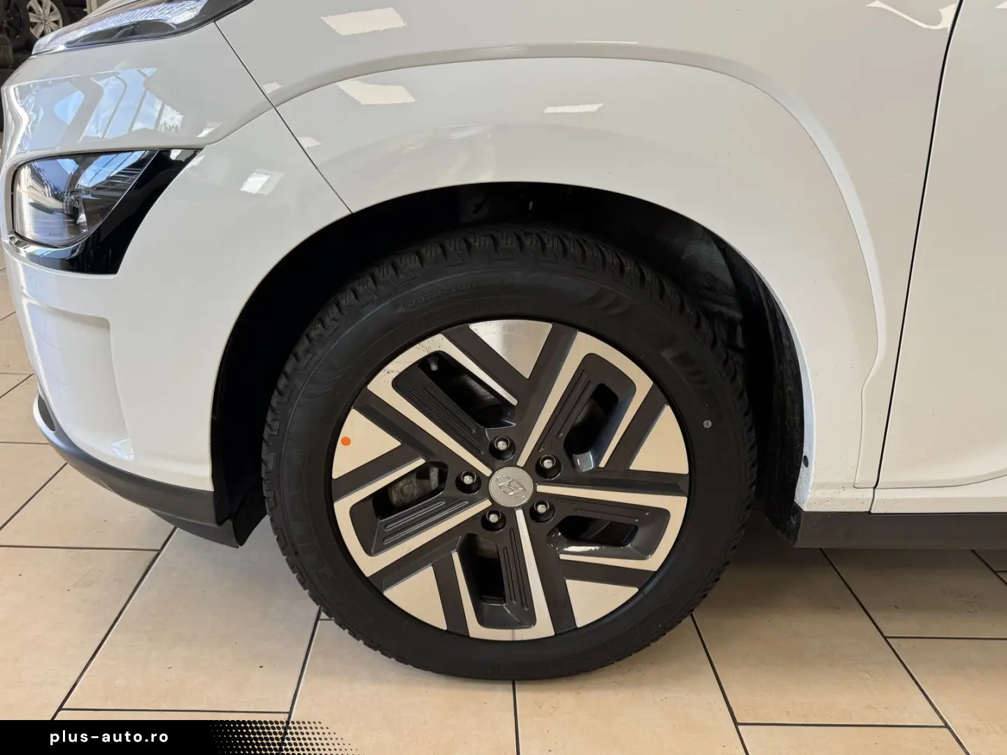 HYUNDAI Kona Select 2WD ACC CarPlay Cam WinterP. SOH100%