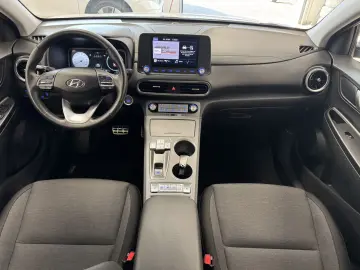 HYUNDAI Kona Select 2WD ACC CarPlay Cam WinterP. SOH100%