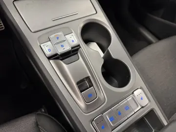 HYUNDAI Kona Select 2WD ACC CarPlay Cam WinterP. SOH100%