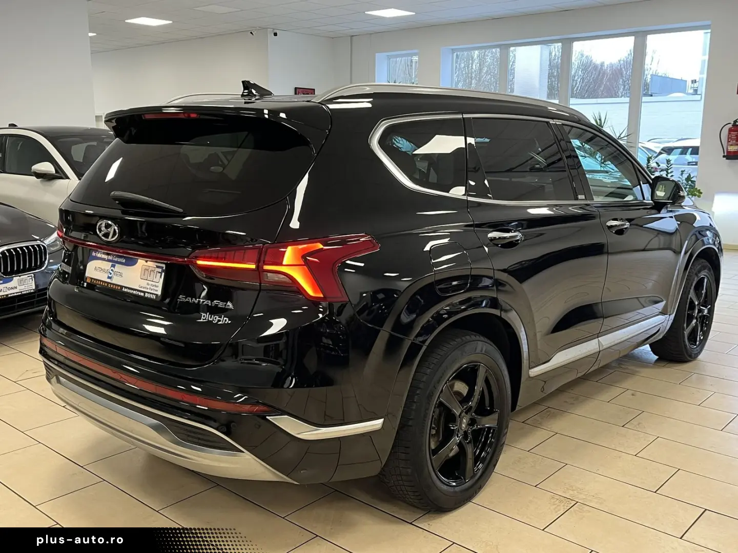 HYUNDAI Santa Fe Signature AWD Leder 360 Cam CarPlay ACC
