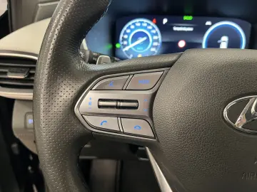 HYUNDAI Santa Fe Signature AWD Leder 360 Cam CarPlay ACC