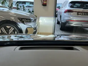 HYUNDAI Santa Fe Signature AWD Leder 360 Cam CarPlay ACC