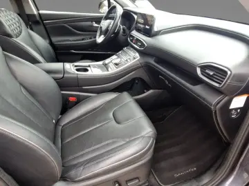 HYUNDAI Santa Fe 1.6 PHEV Trend Aut. ALLRAD NAVI LEDER