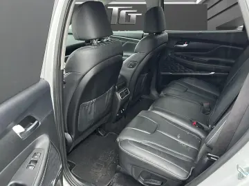 HYUNDAI Santa Fe Prime PlugIn 4WD 360cam ACC LED SHZ HUD