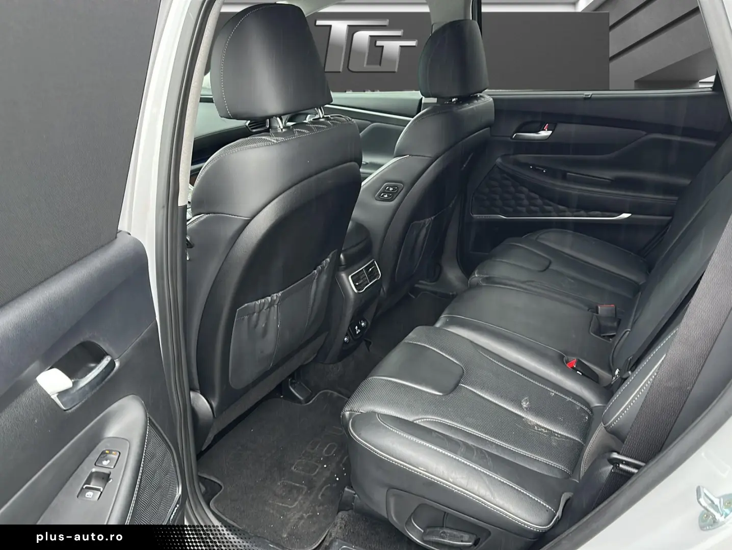 HYUNDAI Santa Fe Prime PlugIn 4WD 360cam ACC LED SHZ HUD