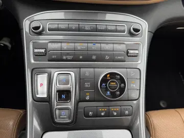 HYUNDAI SANTA FE SIGNATURE  AHK STANDH PANO SHZ LHZ 360