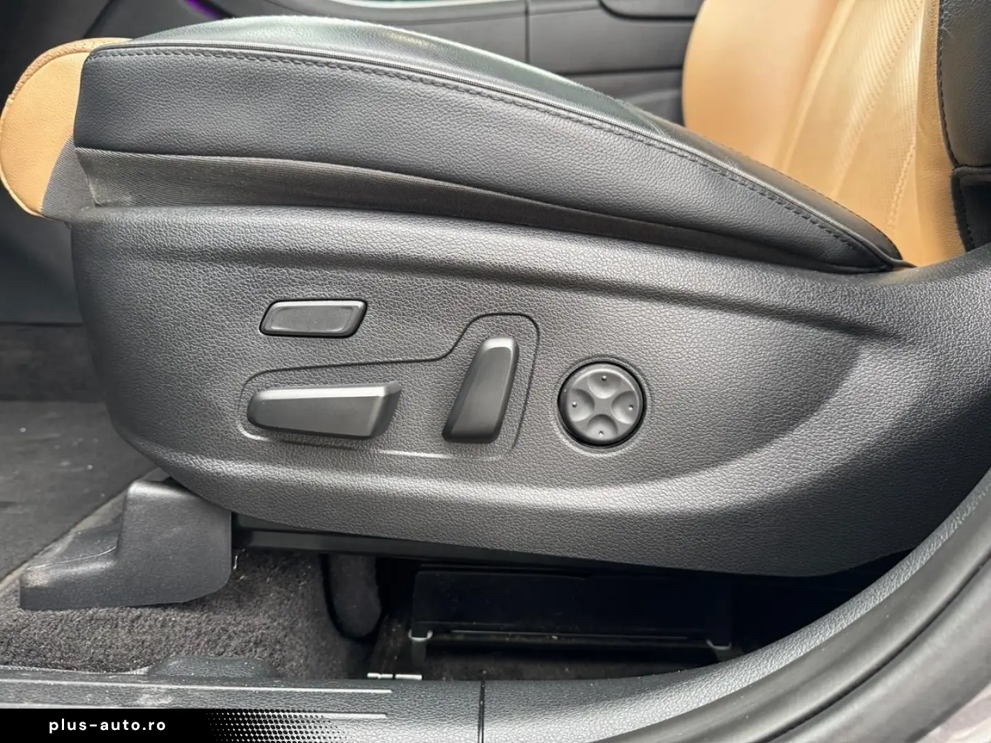 HYUNDAI SANTA FE SIGNATURE  AHK STANDH PANO SHZ LHZ 360