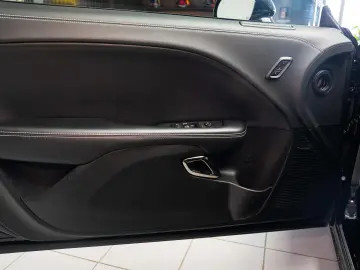 Dodge Challenger SRT Red Eye 6.2 Supercharged