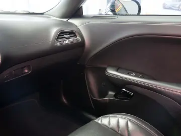 Dodge Challenger SRT Red Eye 6.2 Supercharged