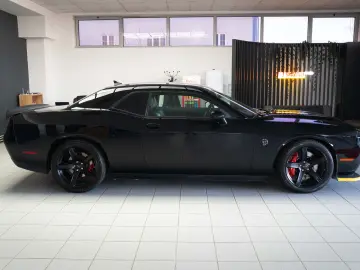 Dodge Challenger SRT Red Eye 6.2 Supercharged