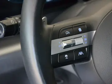 HYUNDAI KONA 7 DCT   LENK   SITZHEIZ.   KAMERA   ACC