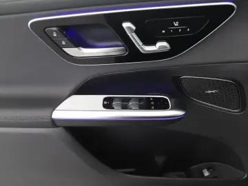 Mercedes-Benz GLC 400 e 4M AMG Line 2x LED MBUX WiPa Park