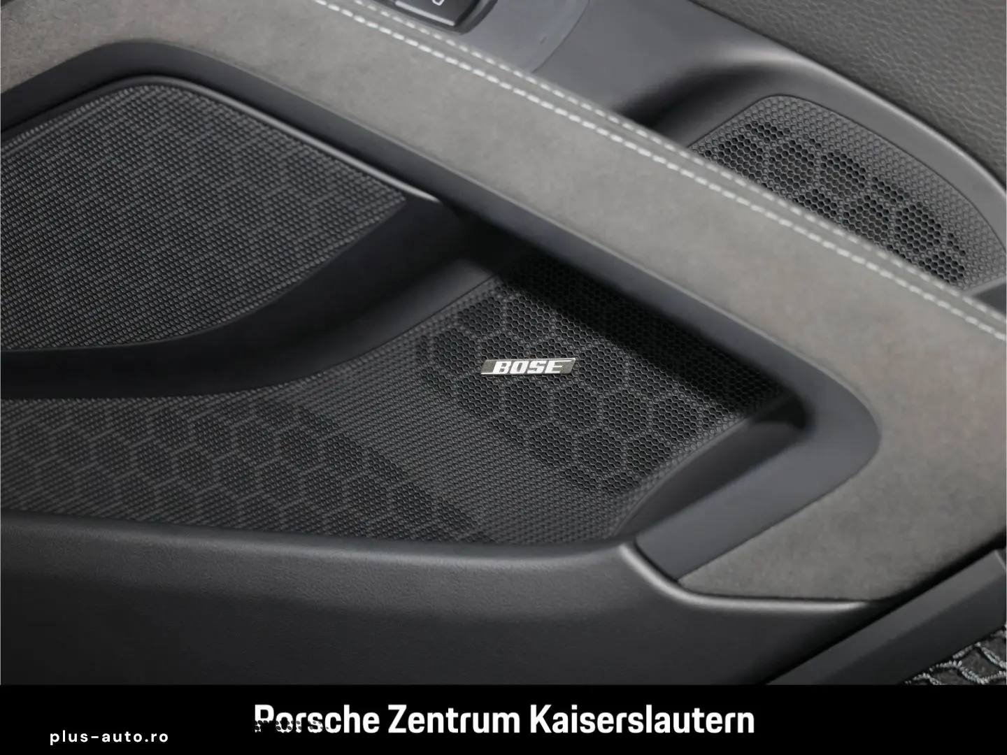 PORSCHE Cayman 718 GT4 RS Sportabgasanlage Überrollkäfig