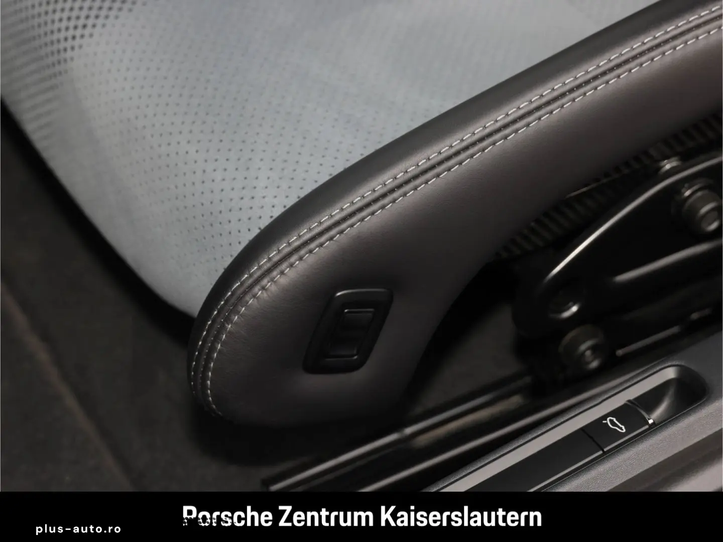 PORSCHE Cayman 718 GT4 RS Sportabgasanlage Überrollkäfig