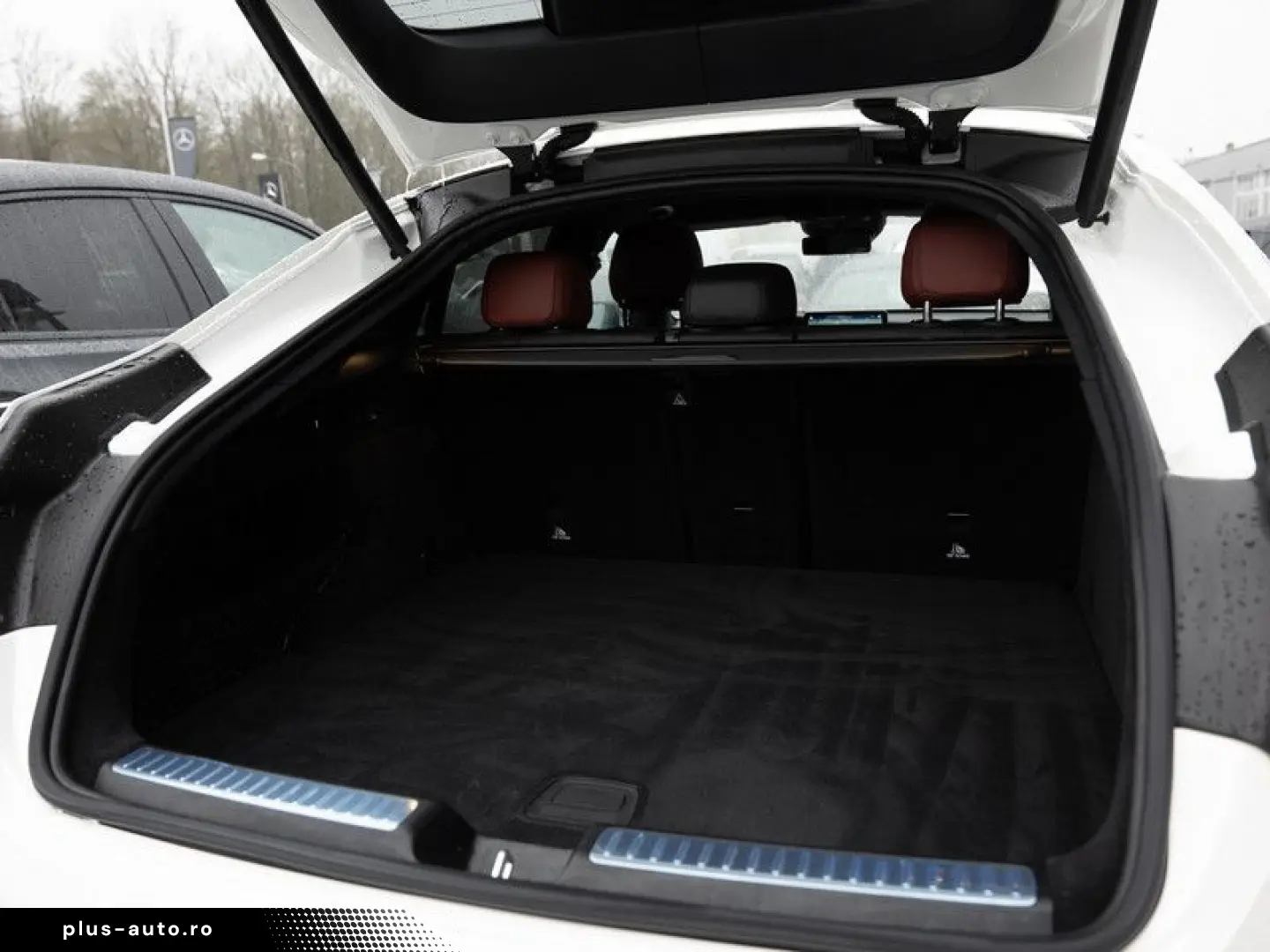 MERCEDES-BENZ GLC 300 de 4M Coupé AMG-Sport Wide SHD AHK HUD