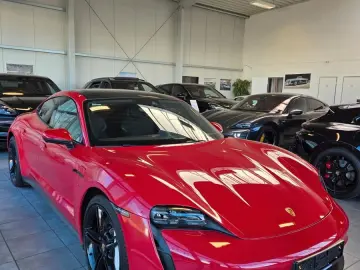 PORSCHE Taycan 4 S Ceramik(PSCB) Sportchrono?Display