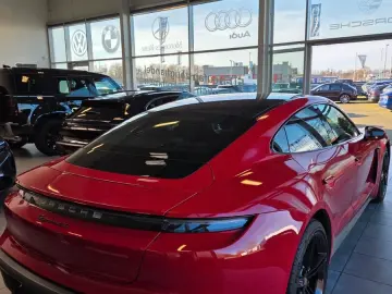 PORSCHE Taycan 4 S Ceramik(PSCB) Sportchrono?Display