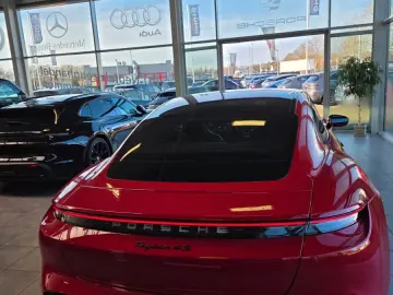 PORSCHE Taycan 4 S Ceramik(PSCB) Sportchrono?Display