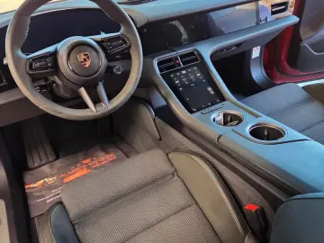 PORSCHE Taycan 4 S Ceramik(PSCB) Sportchrono?Display