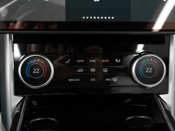 LAND ROVER Range Rover Autobiography Soft-Close Pano