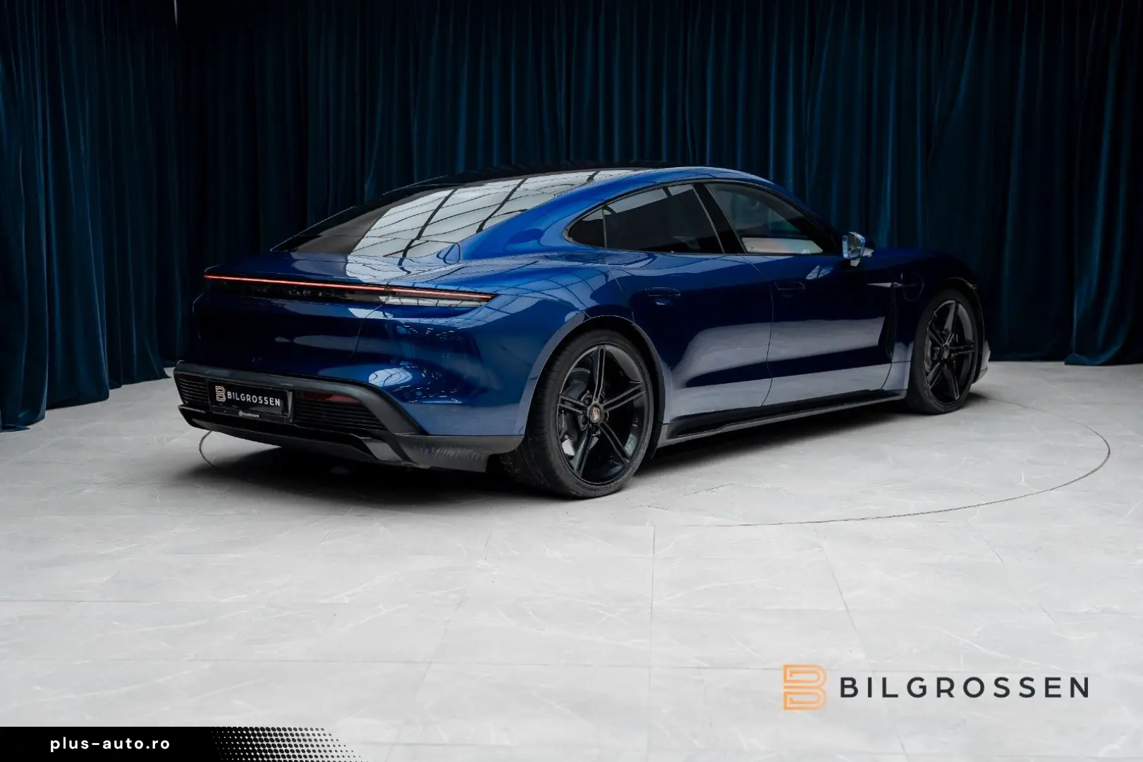 PORSCHE Taycan GTS DD P-Display Pano BOSE 18-Way 360