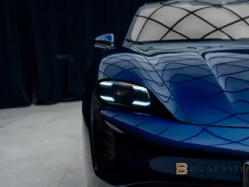 PORSCHE Taycan GTS DD P-Display Pano BOSE 18-Way 360