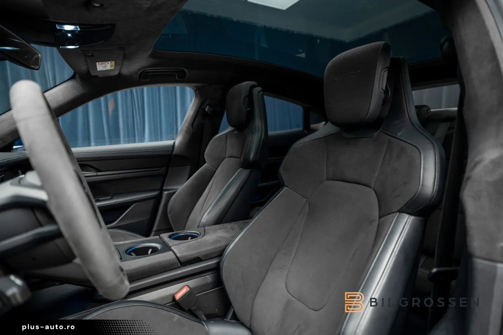 PORSCHE Taycan GTS DD P-Display Pano BOSE 18-Way 360