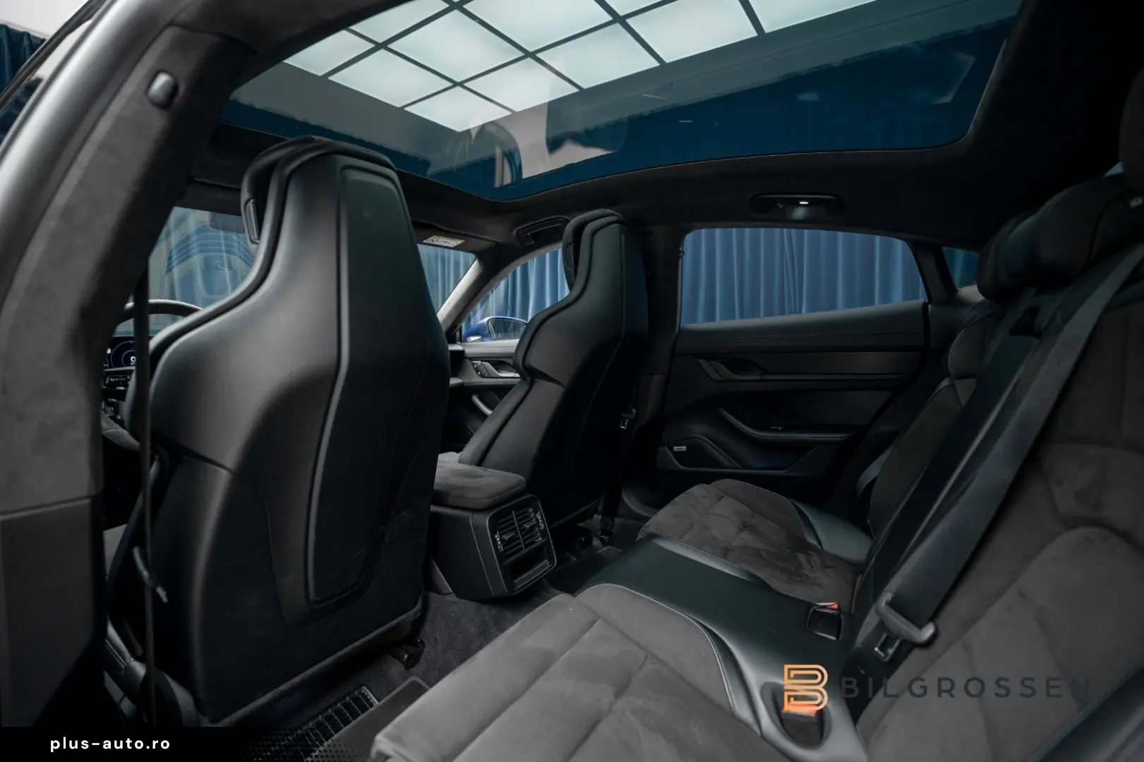 PORSCHE Taycan GTS DD P-Display Pano BOSE 18-Way 360