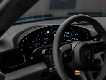 PORSCHE Taycan GTS DD P-Display Pano BOSE 18-Way 360