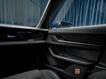 PORSCHE Taycan GTS DD P-Display Pano BOSE 18-Way 360