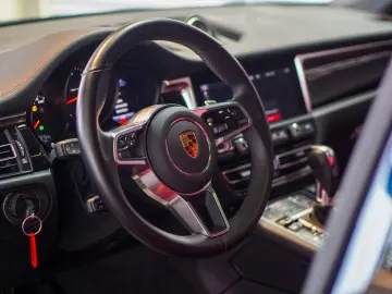 PORSCHE Macan  LED 360  KAMERA APPLE CARPLAY BOSE®