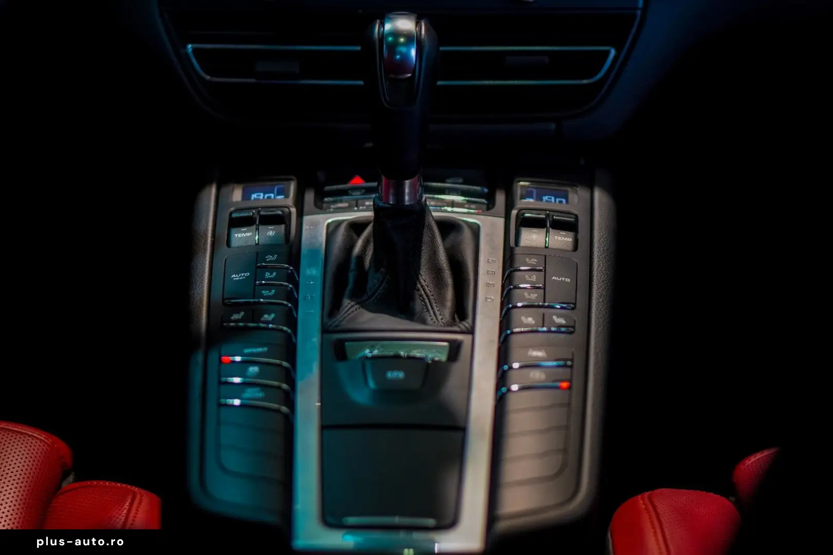 PORSCHE Macan  LED 360  KAMERA APPLE CARPLAY BOSE®