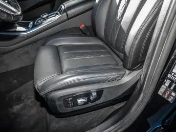 BMW X5 xDrive50e M Sport HUD PANO NAV