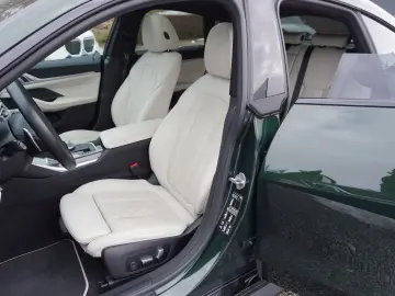 BMW M440i xDrive Gran Coupé Head-Up Standheizung Gla