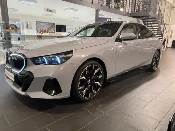 BMW 520d M Sport Pro K.Zg HUD Pano A-LED 360  21  HK