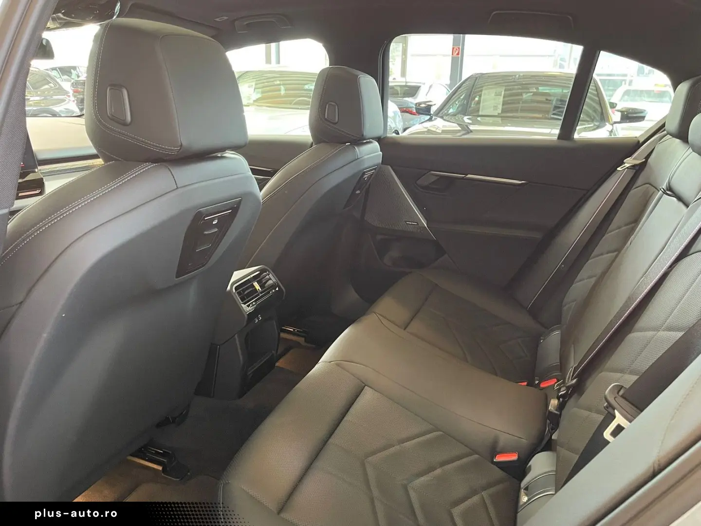 BMW 520d M Sport Pro K.Zg HUD Pano A-LED 360  21  HK