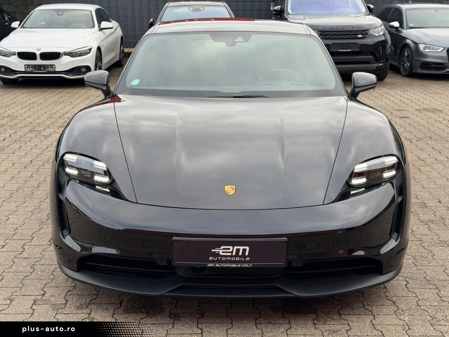 PORSCHE Taycan Luft Matrix Leder Pano Memory ACC 8-Fach